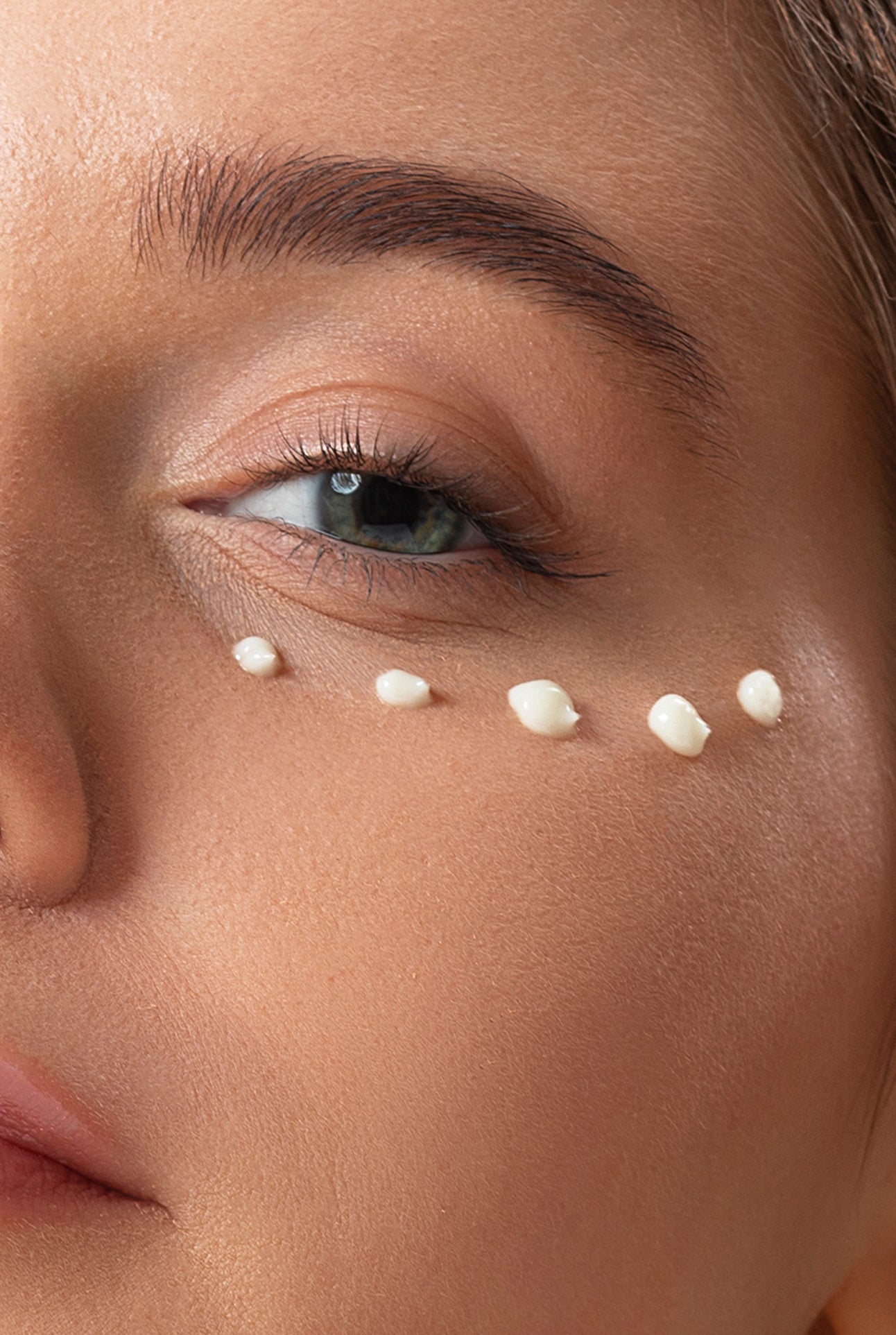DNA EYE CONTOUR CREAM
